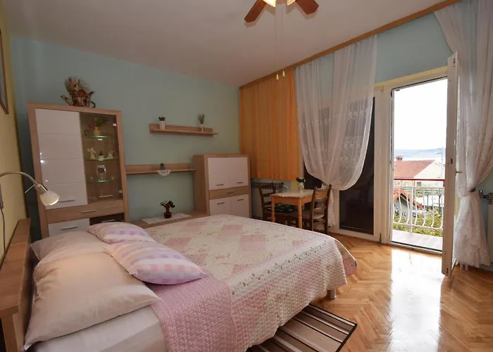 Apartment 6594a Starigrad Paklenica