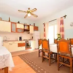 Lejlighed 6594a Starigrad Paklenica